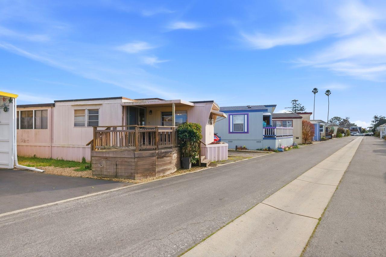 Detail Gallery Image 29 of 30 For 1555 Merrill St #61,  Santa Cruz,  CA 95062 - 1 Beds | 1 Baths