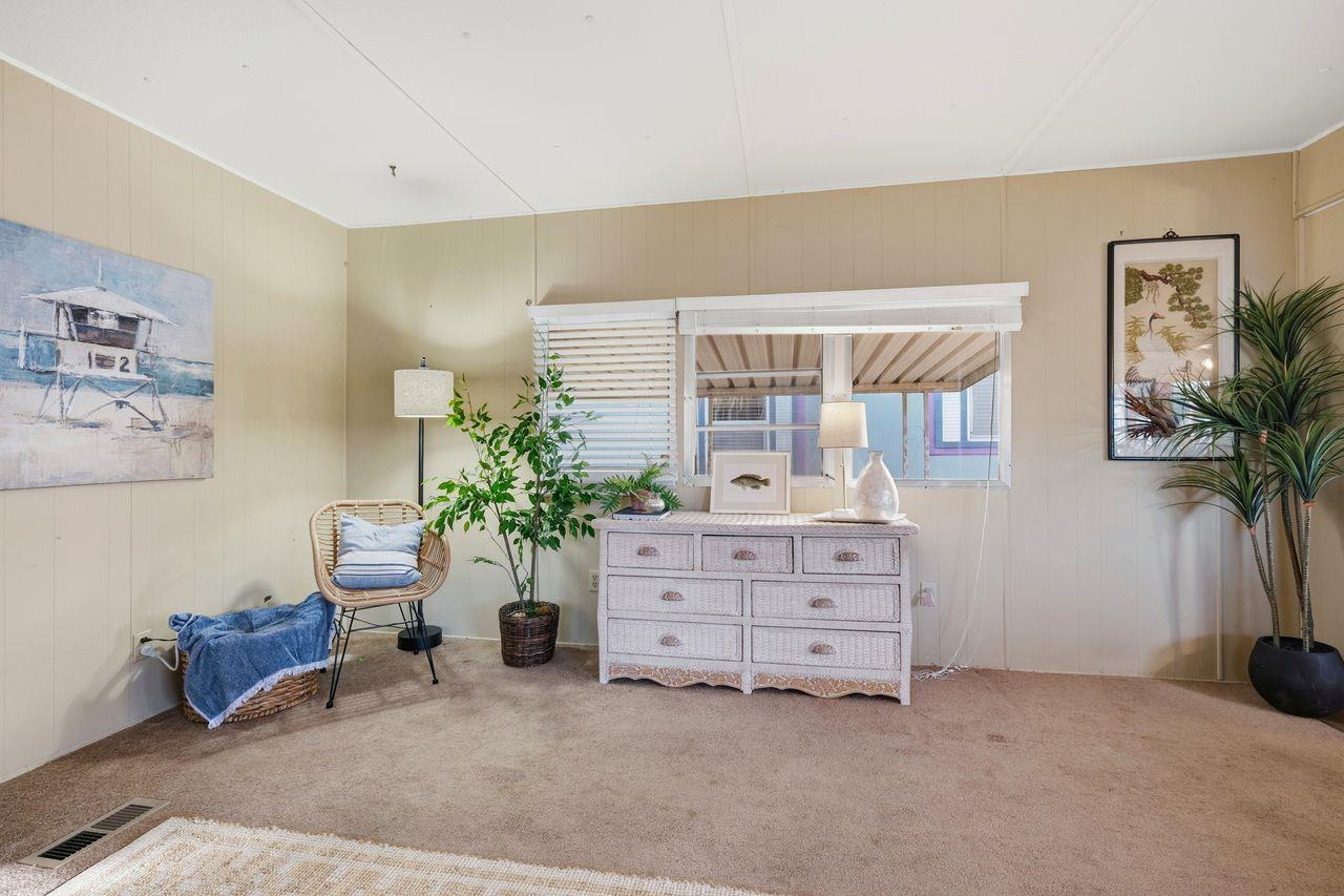 Detail Gallery Image 8 of 30 For 1555 Merrill St #61,  Santa Cruz,  CA 95062 - 1 Beds | 1 Baths