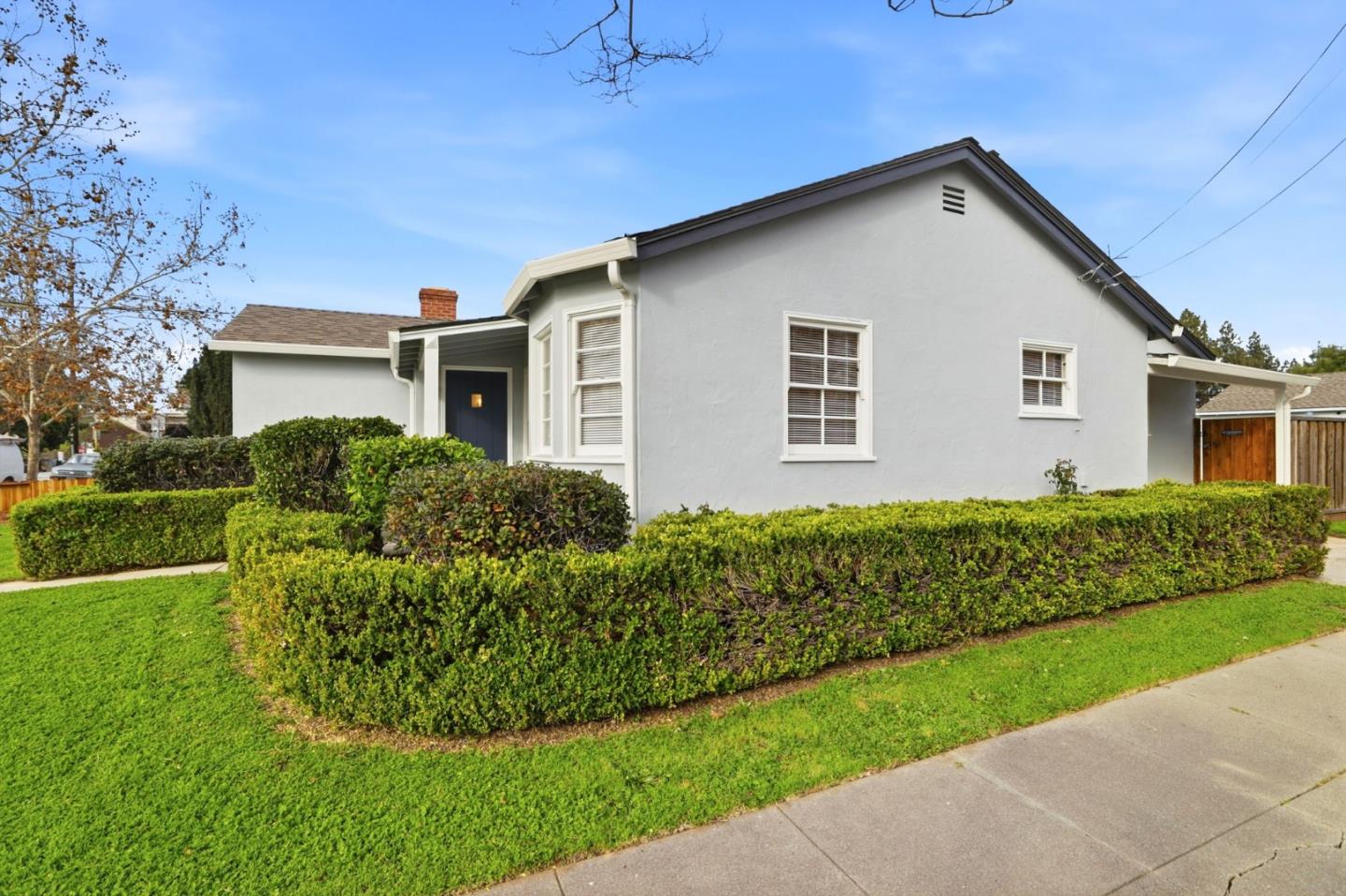 Detail Gallery Image 5 of 37 For 894 S 10th St, San Jose,  CA 95112 - 2 Beds | 1 Baths