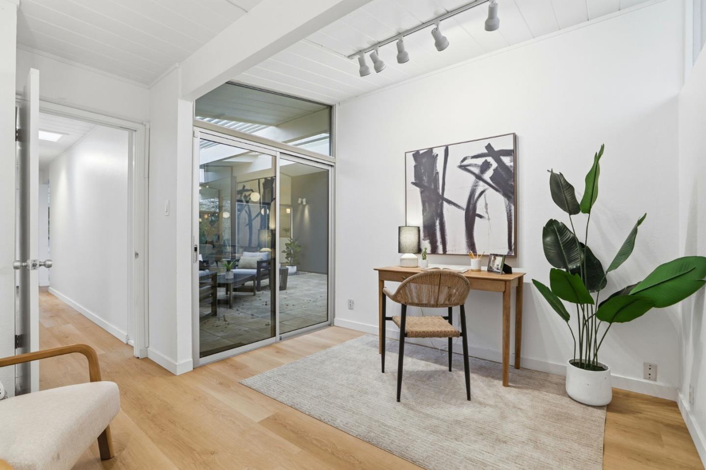 Detail Gallery Image 21 of 36 For 6179 Shadygrove Dr, Cupertino,  CA 95014 - 4 Beds | 2 Baths