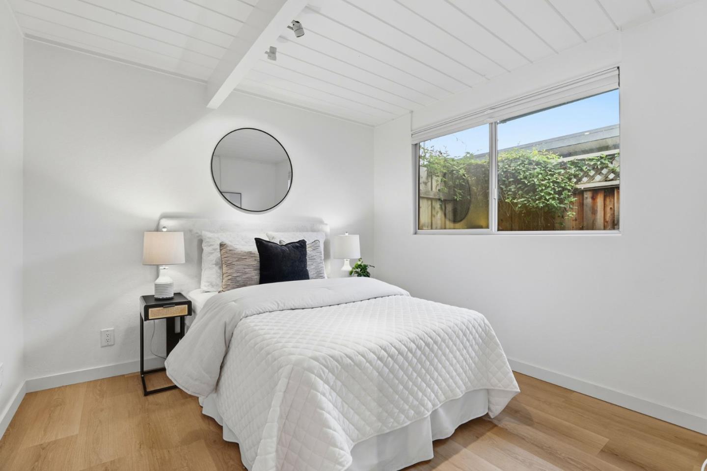 Detail Gallery Image 28 of 36 For 6179 Shadygrove Dr, Cupertino,  CA 95014 - 4 Beds | 2 Baths