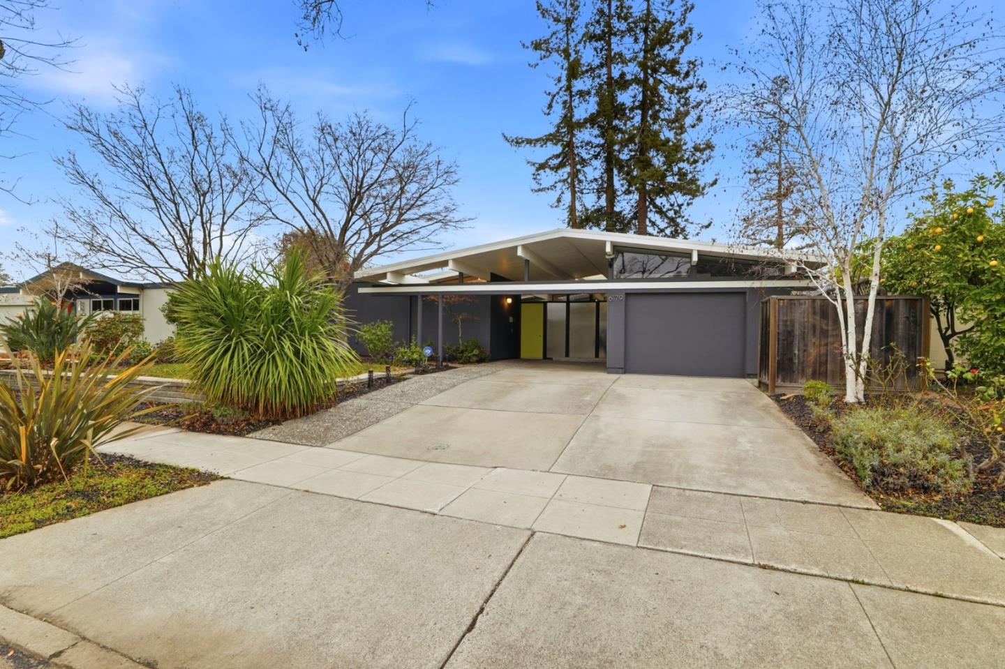 Detail Gallery Image 3 of 36 For 6179 Shadygrove Dr, Cupertino,  CA 95014 - 4 Beds | 2 Baths