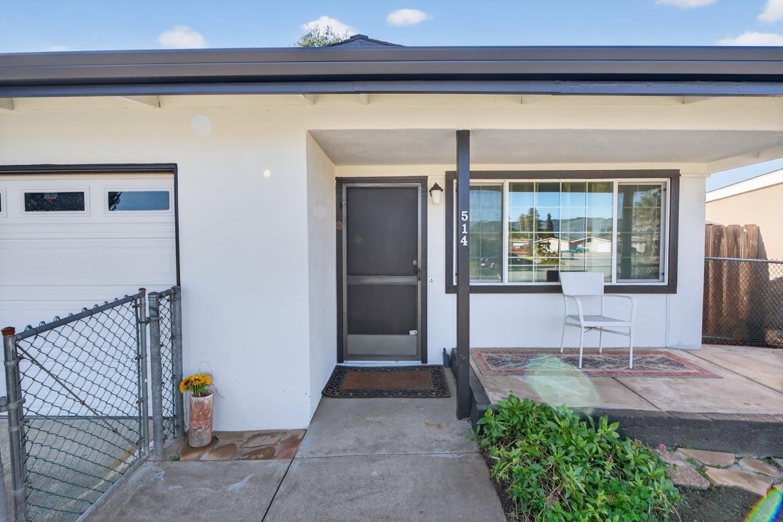 Detail Gallery Image 2 of 12 For 514 Argos Cir, Watsonville,  CA 95076 - 2 Beds | 1 Baths