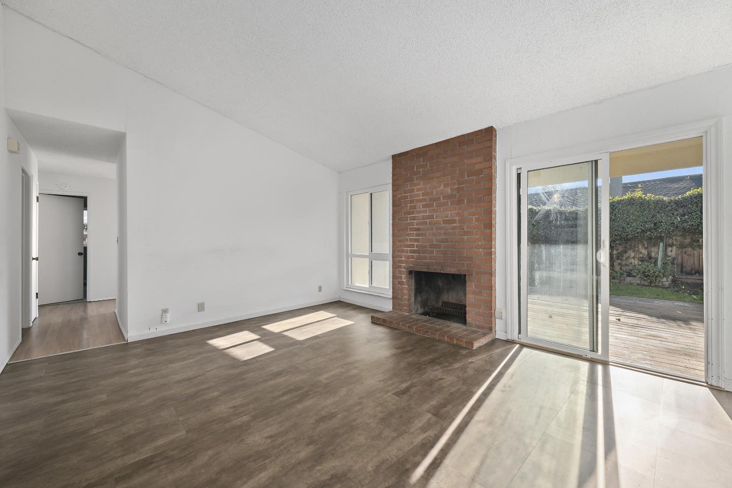 Detail Gallery Image 13 of 30 For 690 Albion Dr, San Jose,  CA 95136 - 4 Beds | 2 Baths