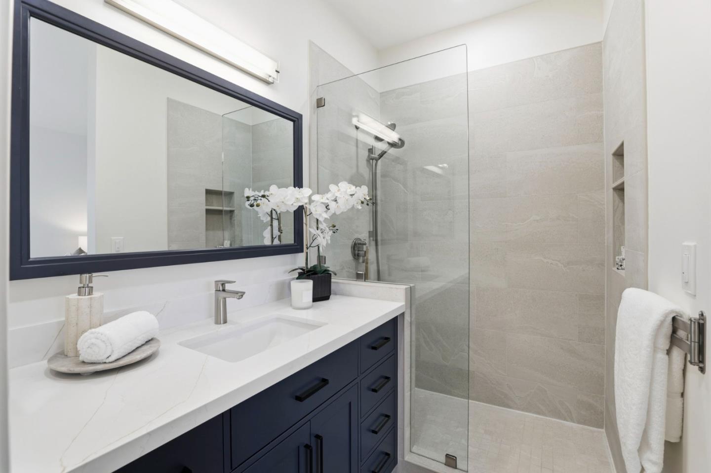 Photo #12: ML82032638 Listing: Photo #12