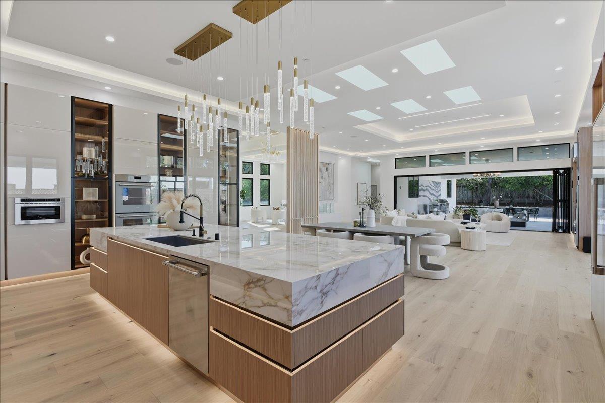 Detail Gallery Image 16 of 53 For 19315 San Marcos Rd, Saratoga,  CA 95070 - 5 Beds | 5/1 Baths