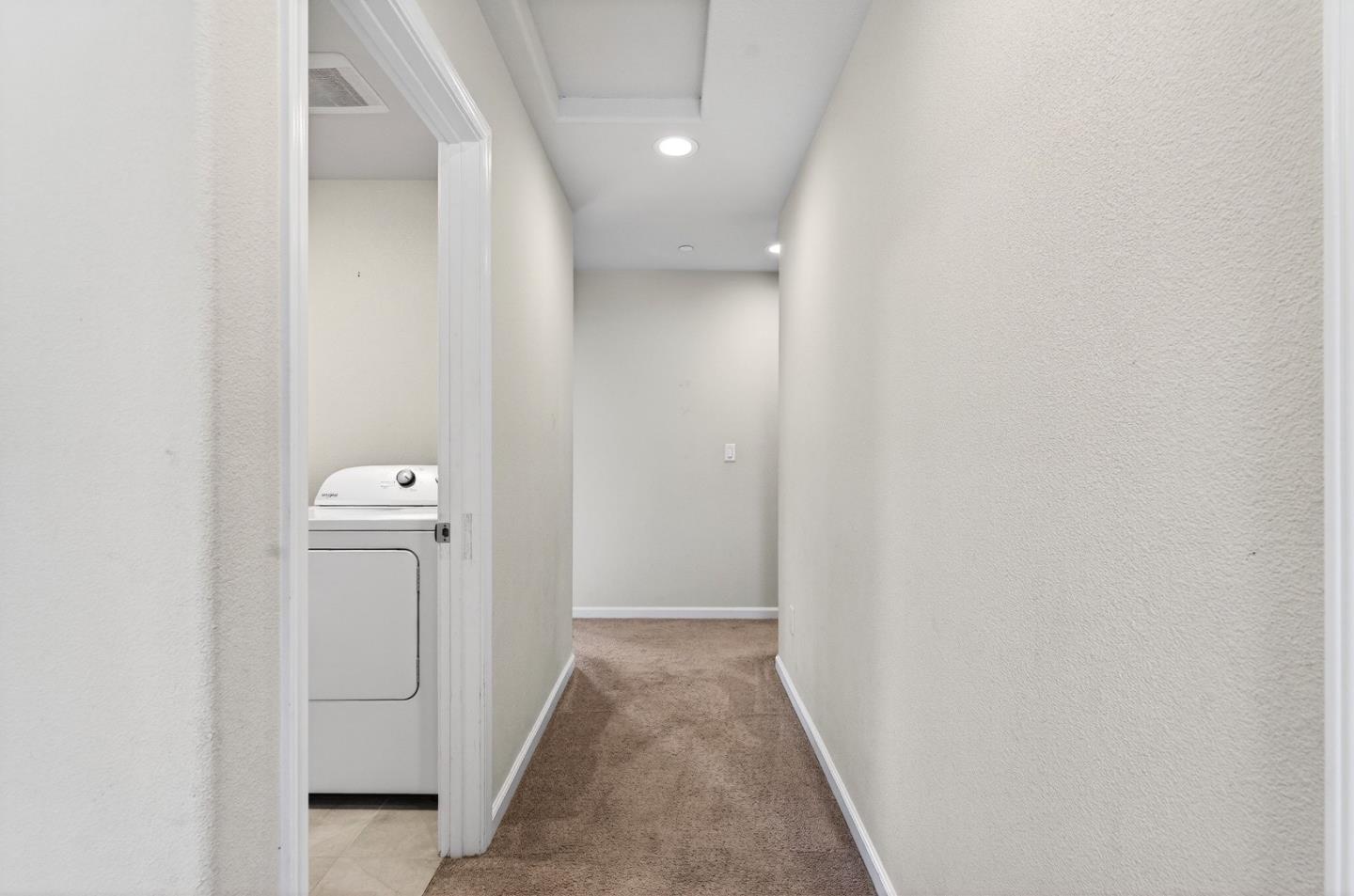 Detail Gallery Image 21 of 57 For 301 Slate Ave, Hollister,  CA 95023 - 4 Beds | 2/1 Baths