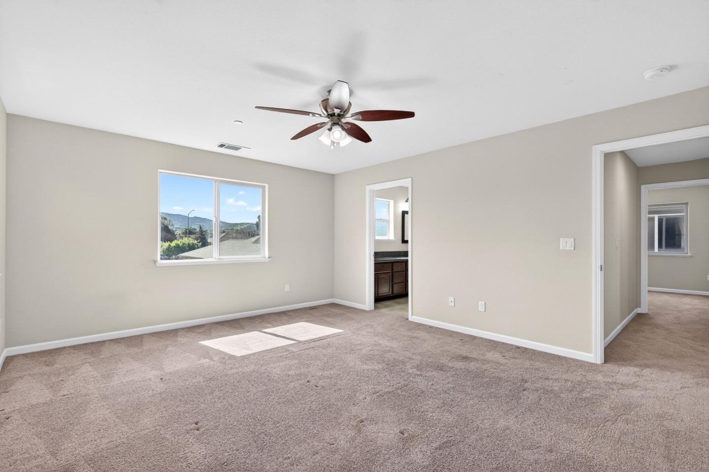 Detail Gallery Image 24 of 57 For 301 Slate Ave, Hollister,  CA 95023 - 4 Beds | 2/1 Baths