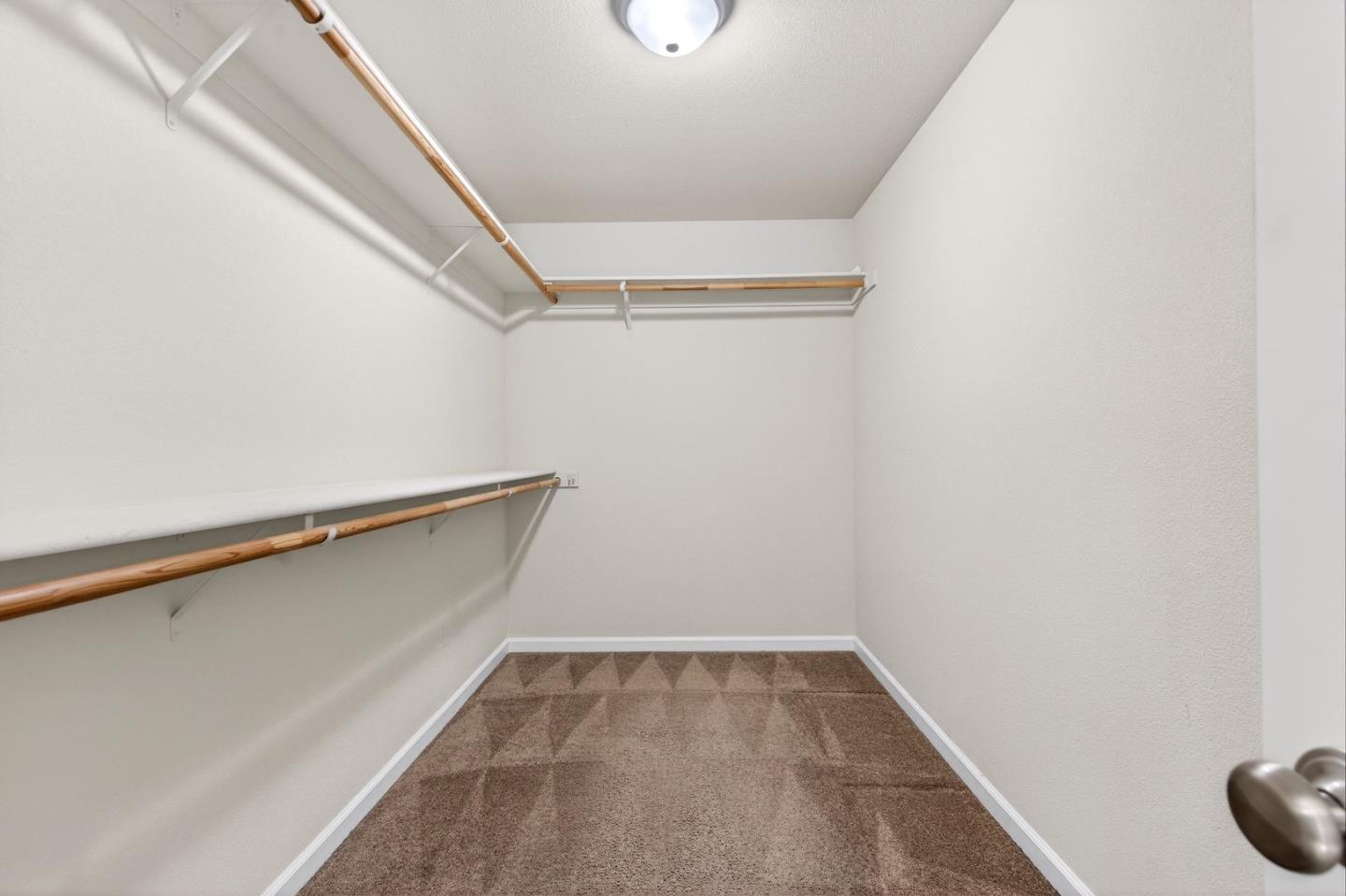 Detail Gallery Image 29 of 57 For 301 Slate Ave, Hollister,  CA 95023 - 4 Beds | 2/1 Baths