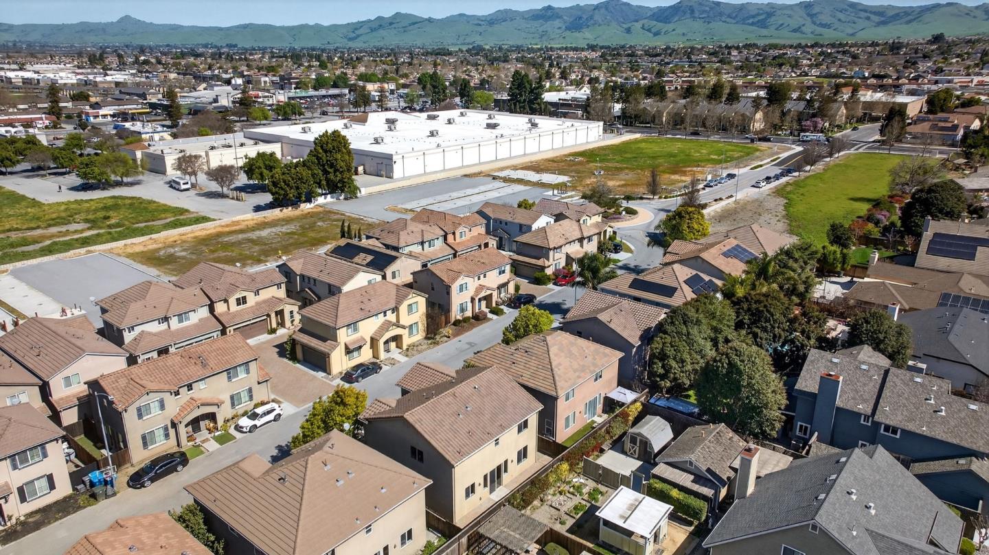 Detail Gallery Image 47 of 57 For 301 Slate Ave, Hollister,  CA 95023 - 4 Beds | 2/1 Baths