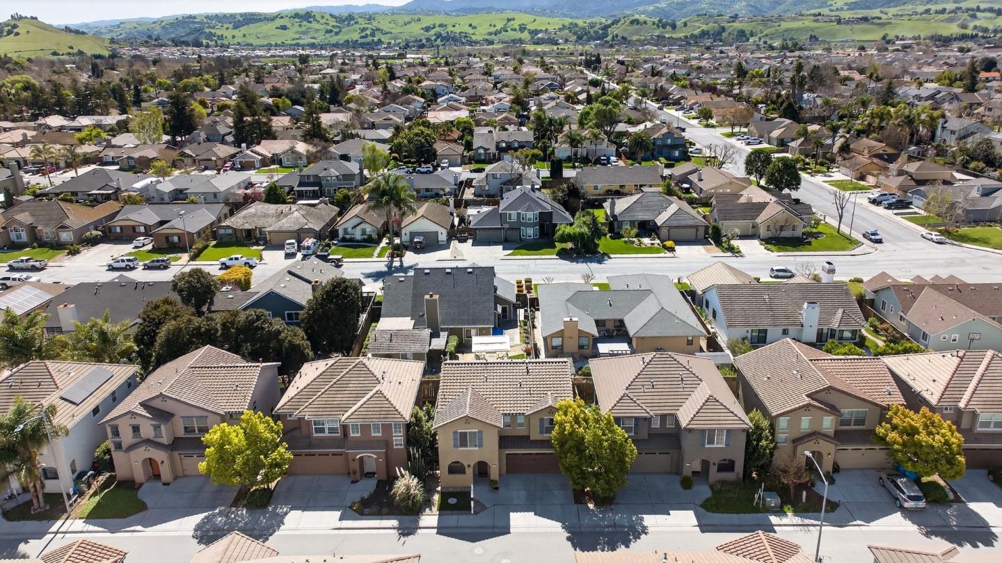 Detail Gallery Image 51 of 57 For 301 Slate Ave, Hollister,  CA 95023 - 4 Beds | 2/1 Baths