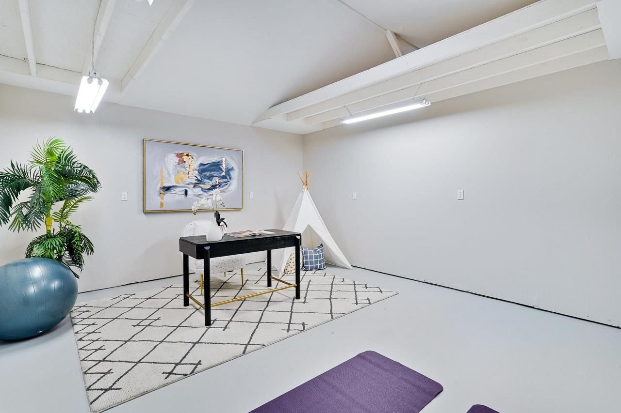 Detail Gallery Image 48 of 53 For 20044 Wheaton Dr, Cupertino,  CA 95014 - 4 Beds | 2 Baths