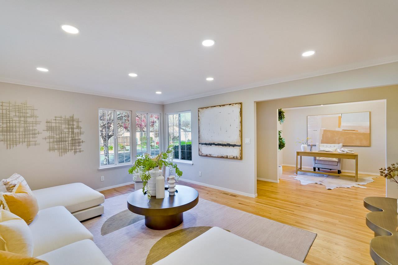 Detail Gallery Image 5 of 53 For 20044 Wheaton Dr, Cupertino,  CA 95014 - 4 Beds | 2 Baths