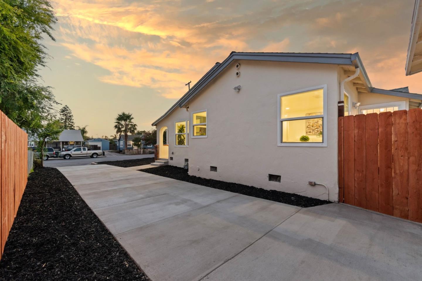 Detail Gallery Image 4 of 38 For 366 Cureton Pl, San Jose,  CA 95127 - 3 Beds | 2 Baths