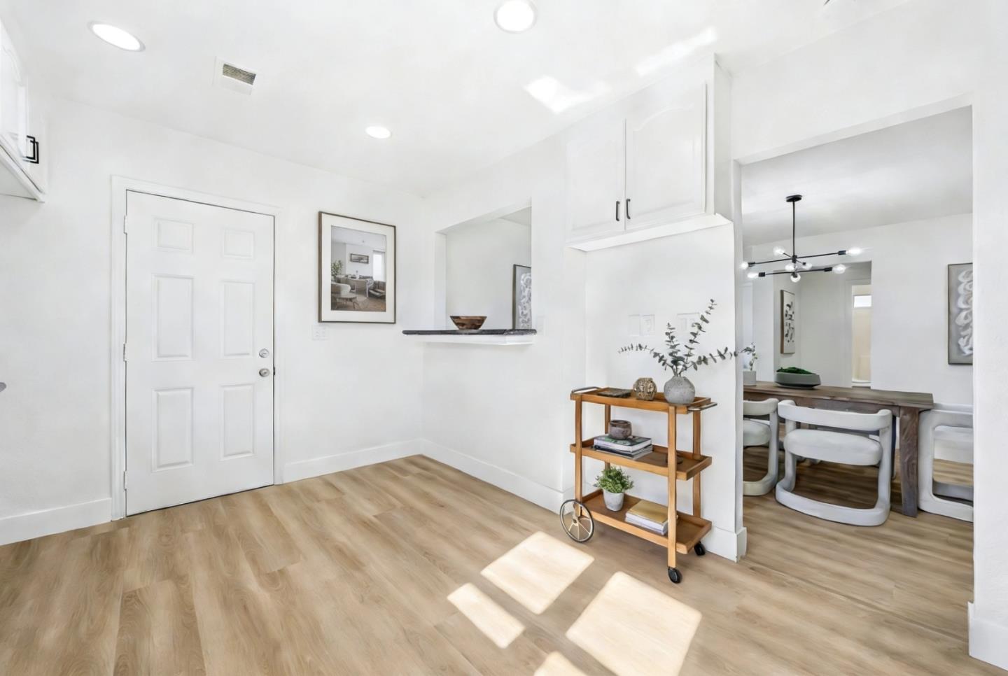 Detail Gallery Image 17 of 47 For 2370 Ralmar Ave, East Palo Alto,  CA 94303 - 4 Beds | 3 Baths