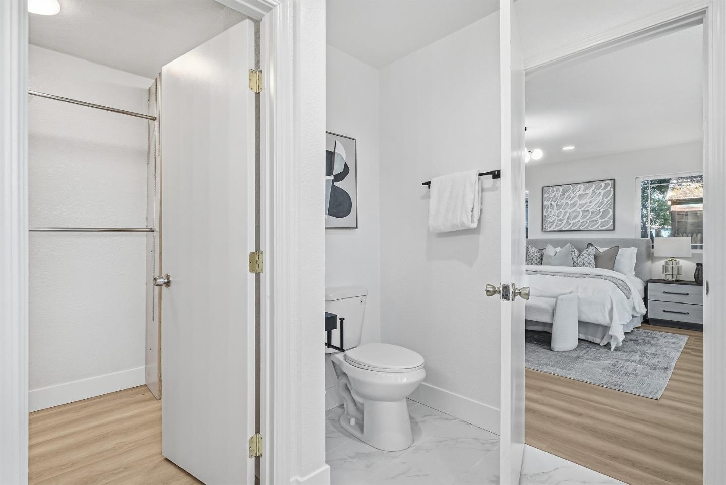 Detail Gallery Image 22 of 47 For 2370 Ralmar Ave, East Palo Alto,  CA 94303 - 4 Beds | 3 Baths