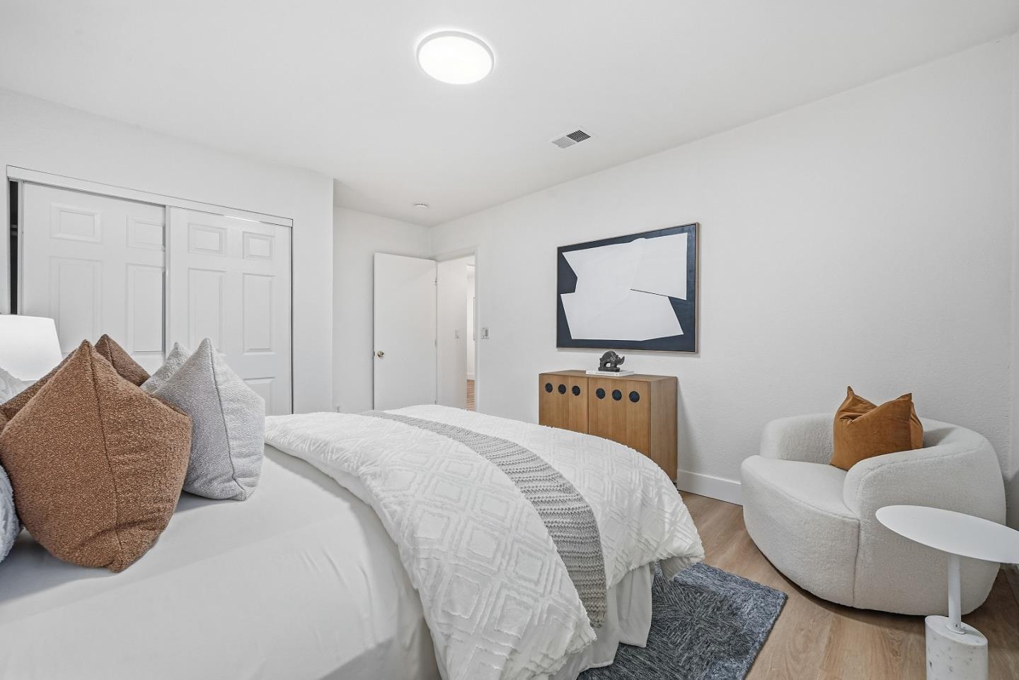 Detail Gallery Image 25 of 47 For 2370 Ralmar Ave, East Palo Alto,  CA 94303 - 4 Beds | 3 Baths