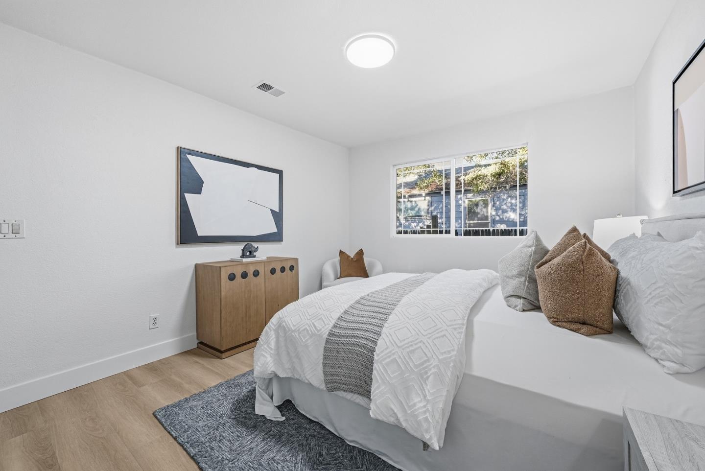 Detail Gallery Image 26 of 47 For 2370 Ralmar Ave, East Palo Alto,  CA 94303 - 4 Beds | 3 Baths