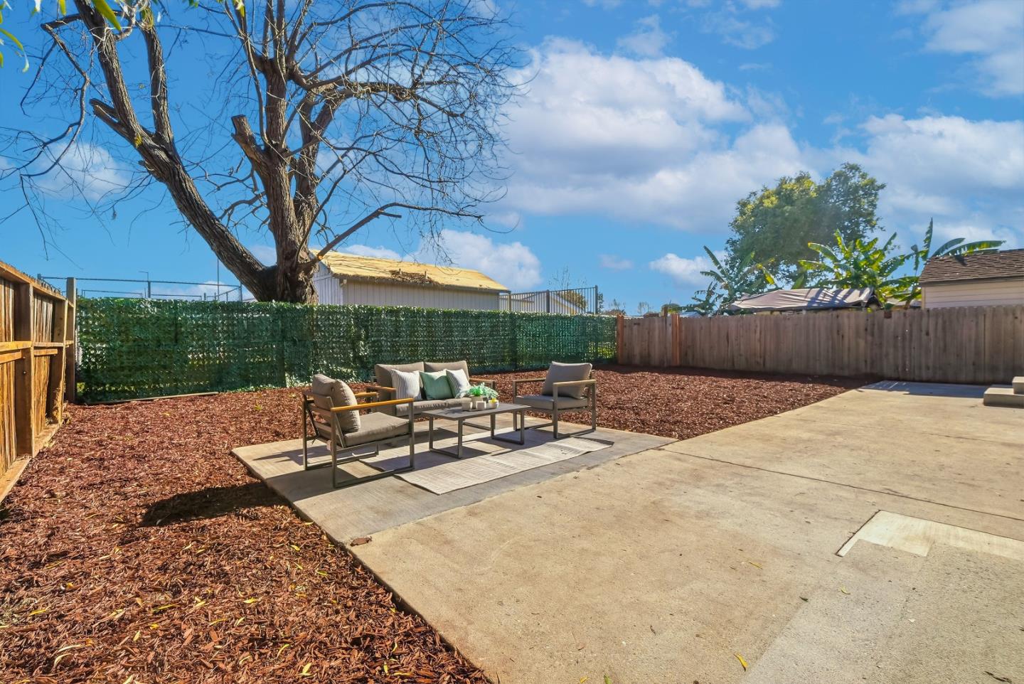 Detail Gallery Image 39 of 47 For 2370 Ralmar Ave, East Palo Alto,  CA 94303 - 4 Beds | 3 Baths