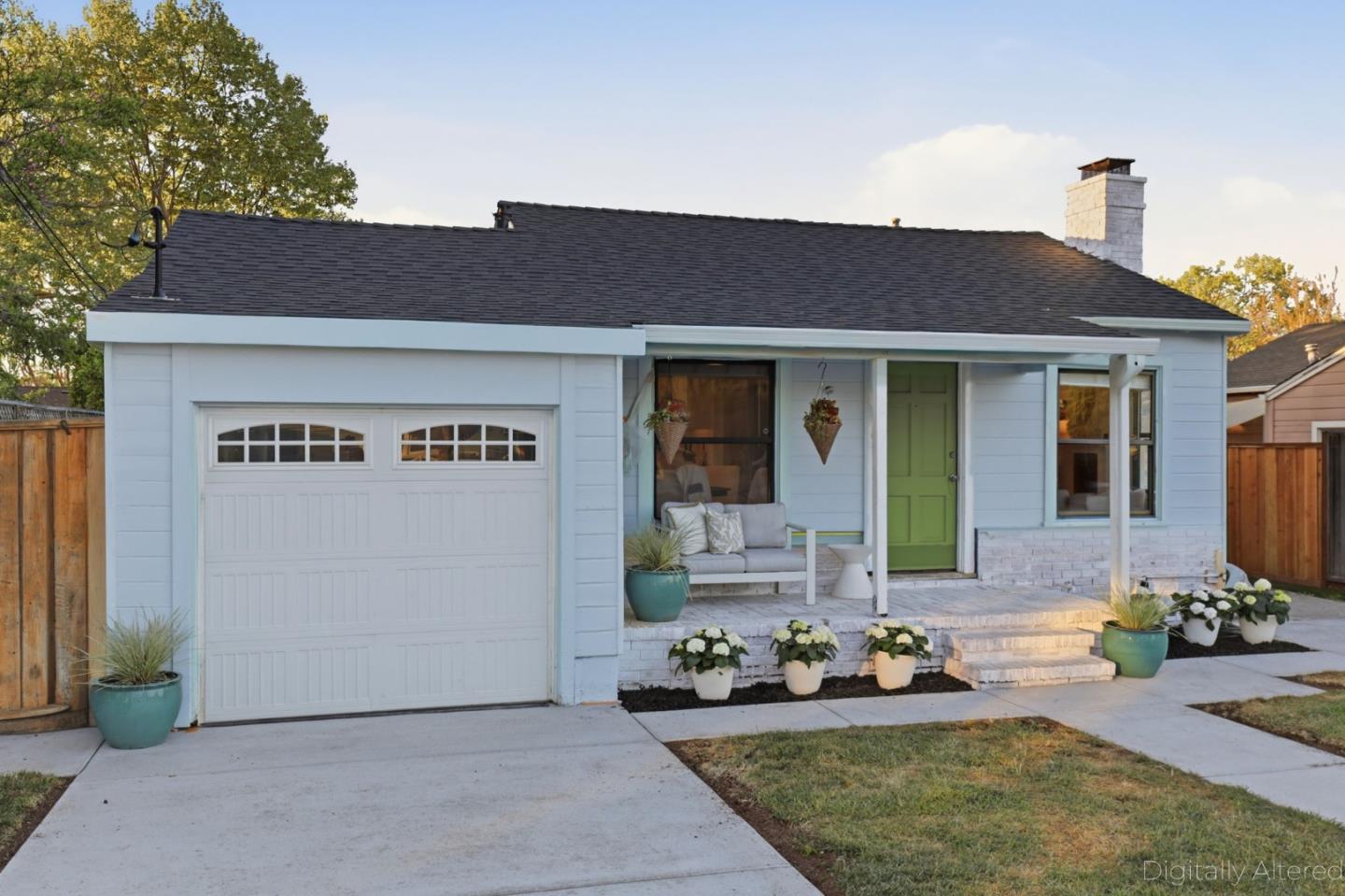 Detail Gallery Image 2 of 27 For 219 D St, Redwood City,  CA 94063 - 3 Beds | 2 Baths