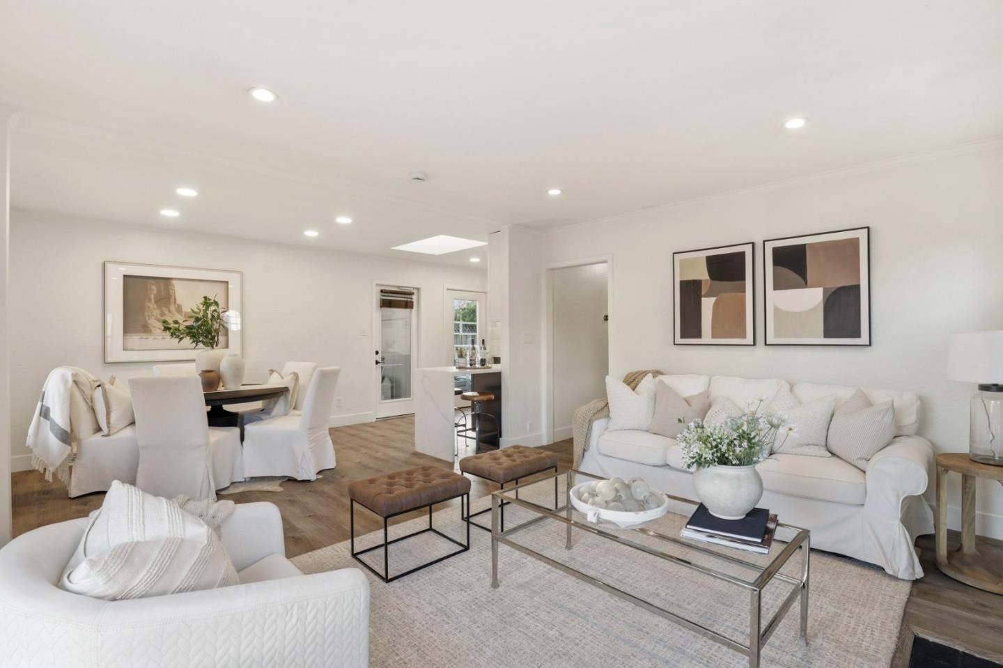 Detail Gallery Image 6 of 27 For 219 D St, Redwood City,  CA 94063 - 3 Beds | 2 Baths