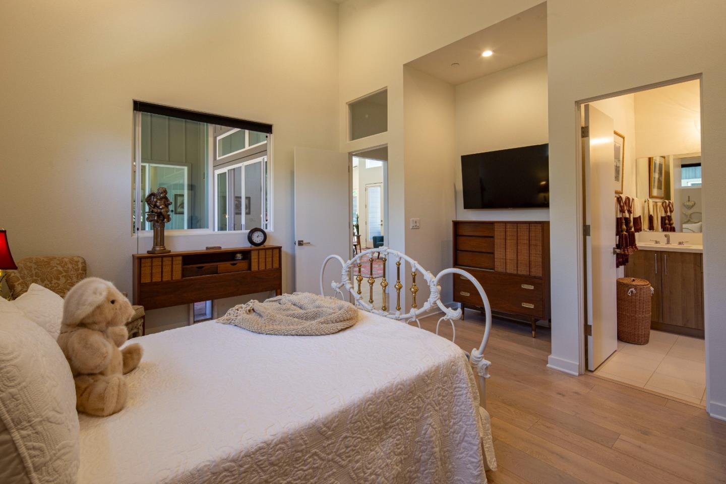 Detail Gallery Image 31 of 54 For 18870 Old Bridge Rd, Jamestown,  CA 95327 - 3 Beds | 2 Baths
