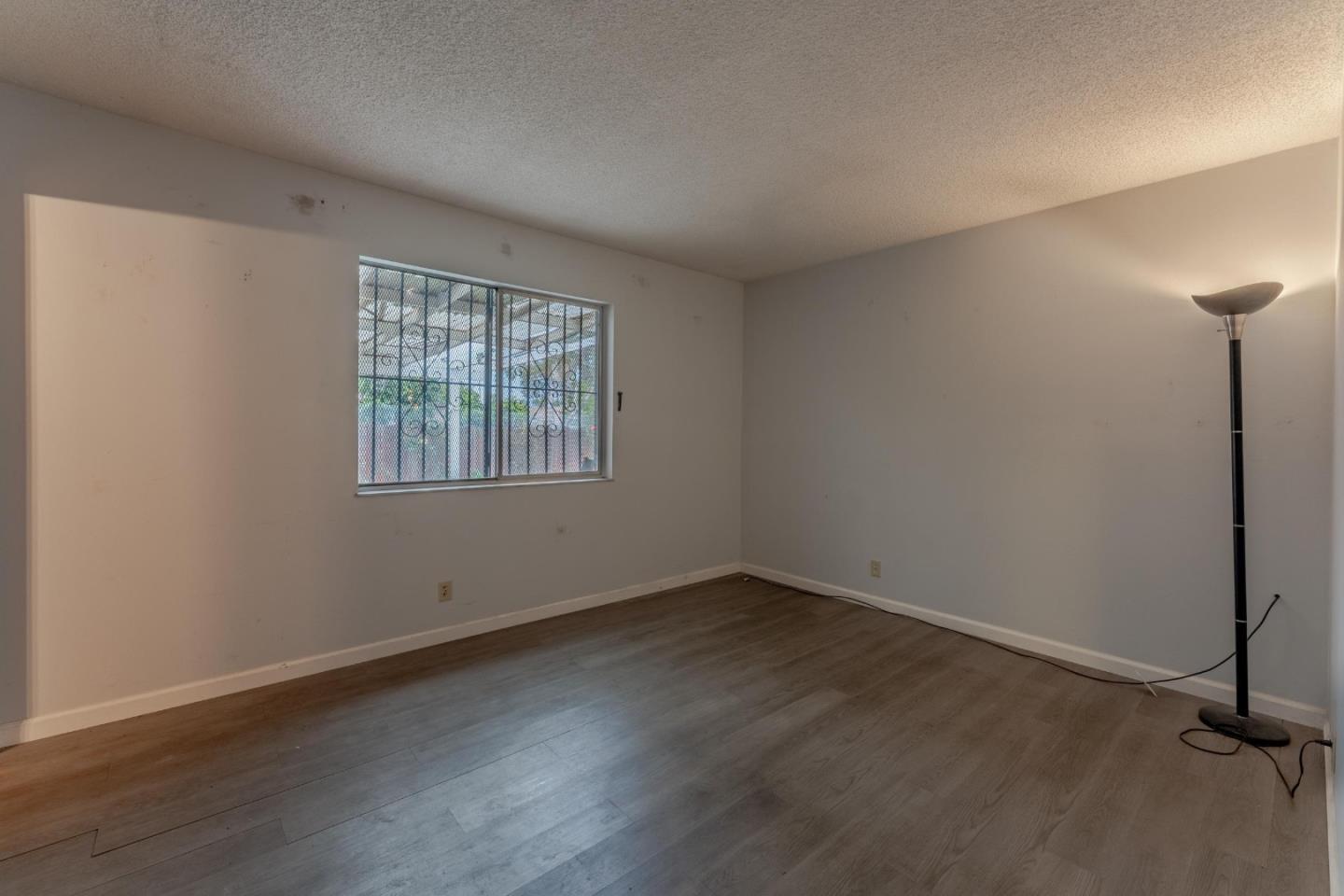 Detail Gallery Image 17 of 28 For 1246 Karl St, San Jose,  CA 95122 - 3 Beds | 2 Baths