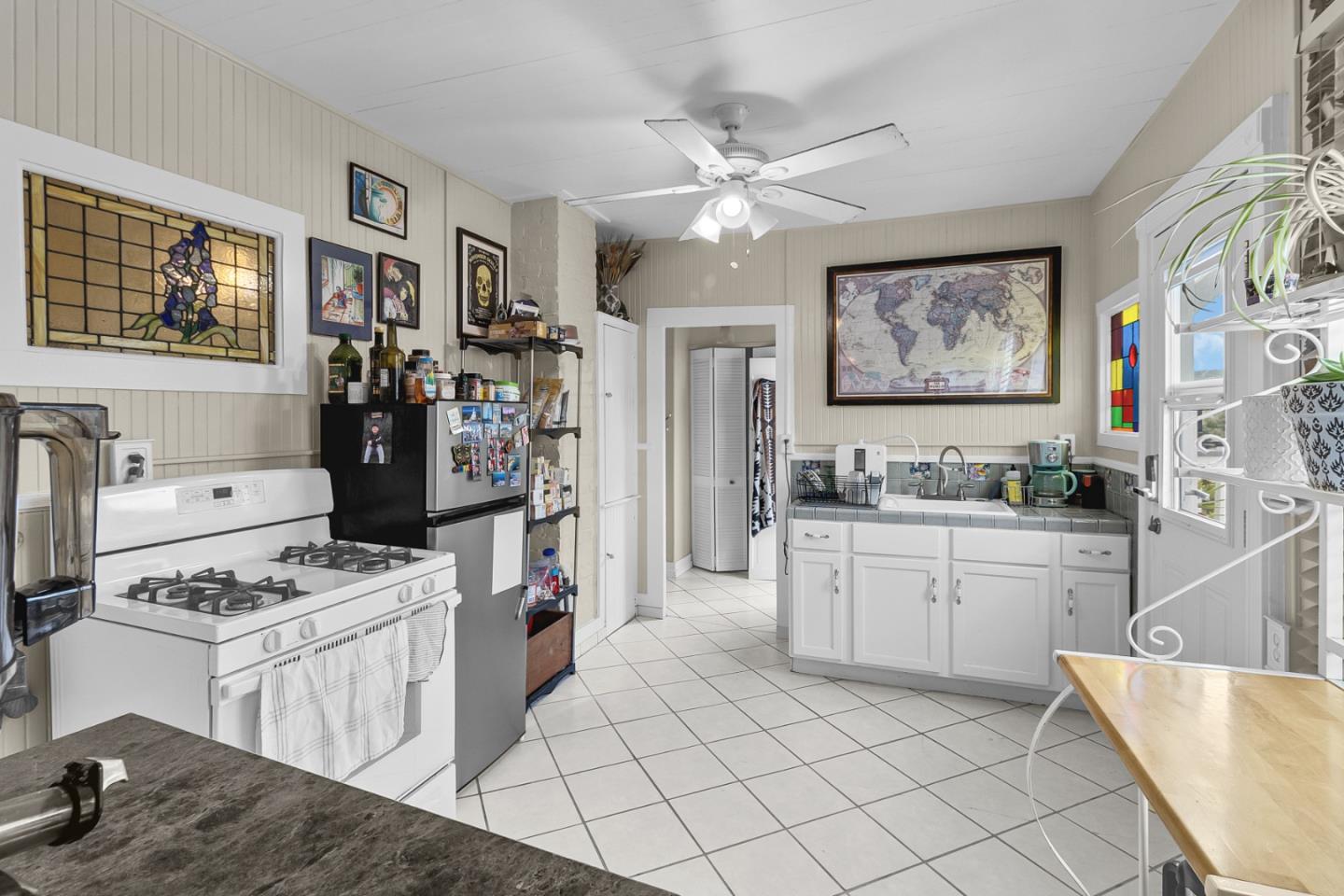 Detail Gallery Image 18 of 47 For 883 Lighthouse Ave, Monterey,  CA 93940 - – Beds | – Baths