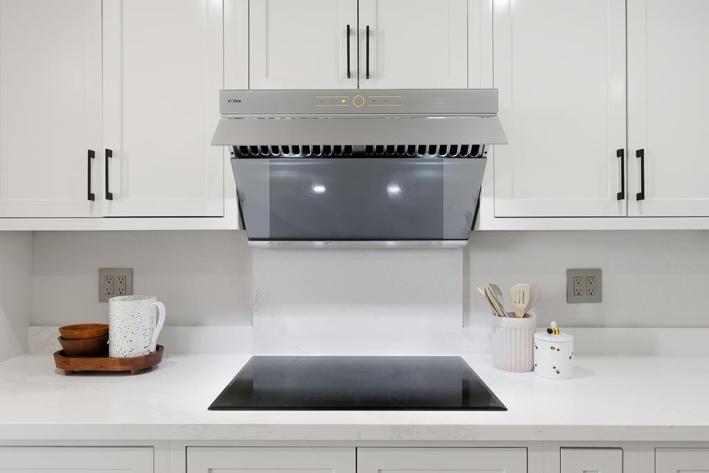 Detail Gallery Image 13 of 61 For 14648 Placida Ct, Saratoga,  CA 95070 - 3 Beds | 2/1 Baths