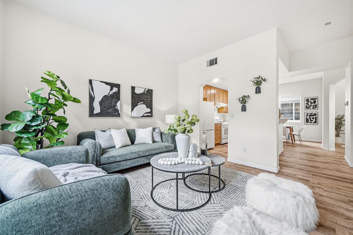 Detail Gallery Image 3 of 60 For 59 Wind Song, Milpitas,  CA 95035 - 3 Beds | 3/1 Baths