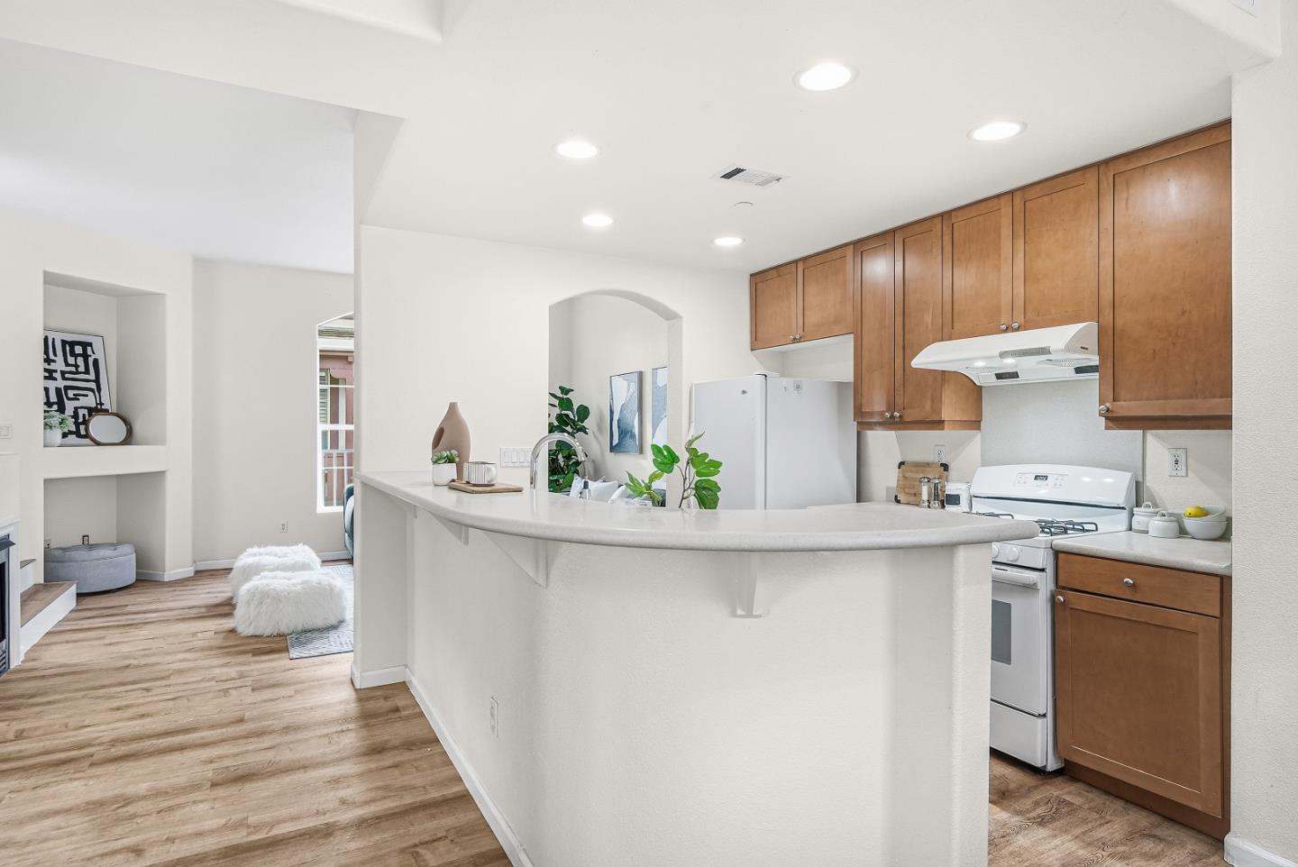 Detail Gallery Image 8 of 60 For 59 Wind Song, Milpitas,  CA 95035 - 3 Beds | 3/1 Baths