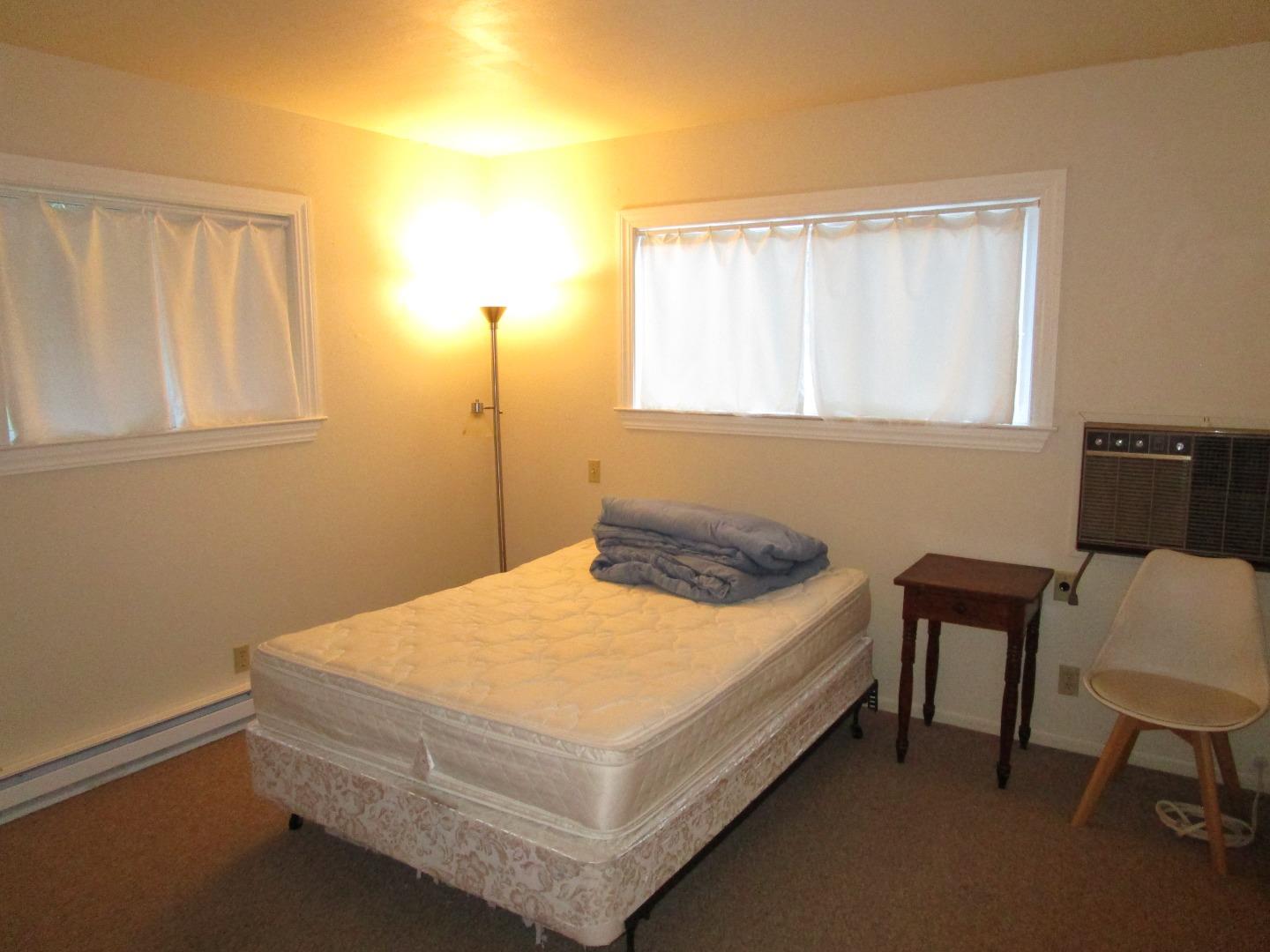 Detail Gallery Image 14 of 35 For 19825 New Idria Rd, Paicines,  CA 95043 - 6 Beds | 3 Baths