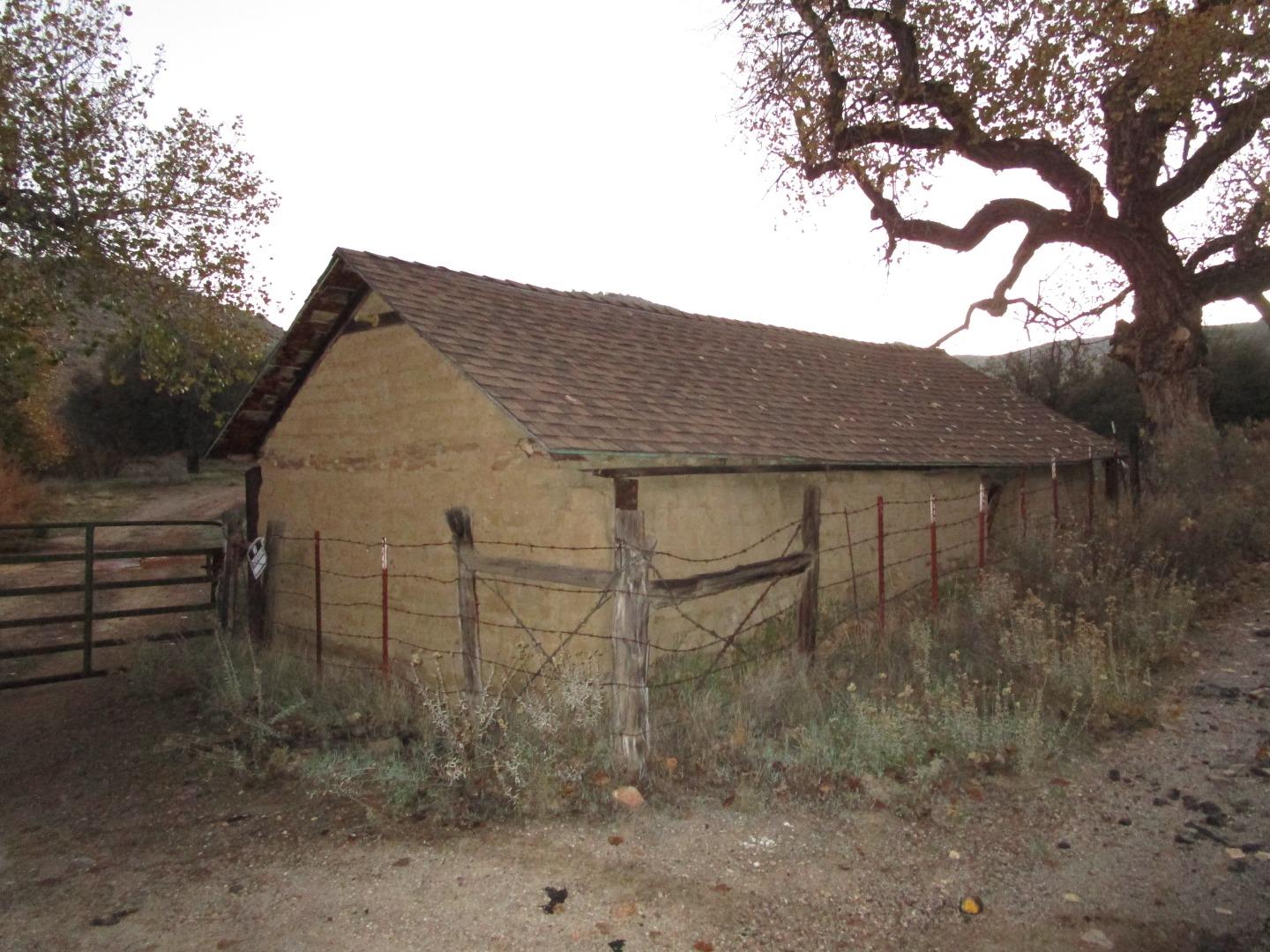 19825 New Idria Road, Paicines, CA, 95043