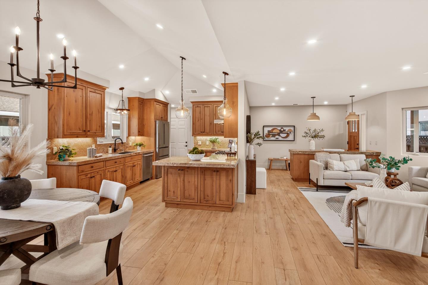 Detail Gallery Image 10 of 31 For 462 Coe Ave, San Jose,  CA 95125 - 3 Beds | 2 Baths