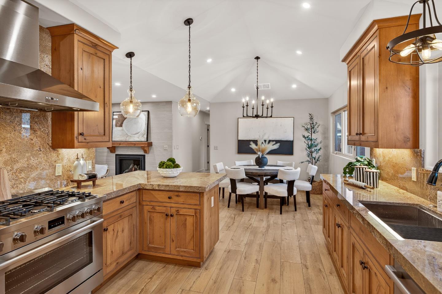 Detail Gallery Image 15 of 31 For 462 Coe Ave, San Jose,  CA 95125 - 3 Beds | 2 Baths