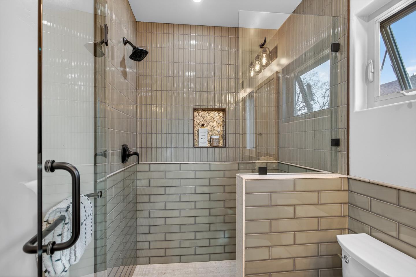 Detail Gallery Image 20 of 31 For 462 Coe Ave, San Jose,  CA 95125 - 3 Beds | 2 Baths