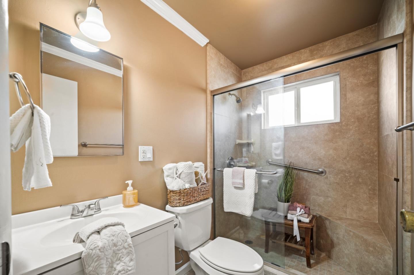 Detail Gallery Image 23 of 37 For 926 Roosevelt St, Monterey,  CA 93940 - 3 Beds | 2 Baths