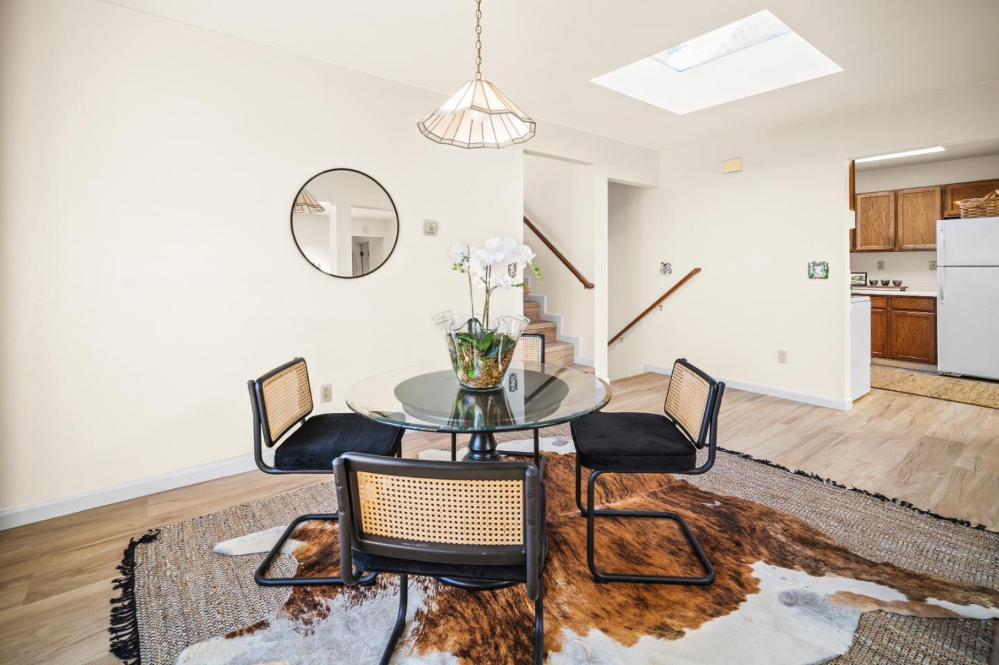 Detail Gallery Image 7 of 37 For 926 Roosevelt St, Monterey,  CA 93940 - 3 Beds | 2 Baths