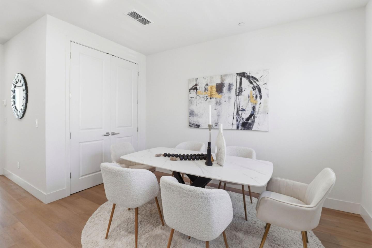 Detail Gallery Image 18 of 59 For 925 De Guigne Dr #4,  Sunnyvale,  CA 94085 - 4 Beds | 3/1 Baths