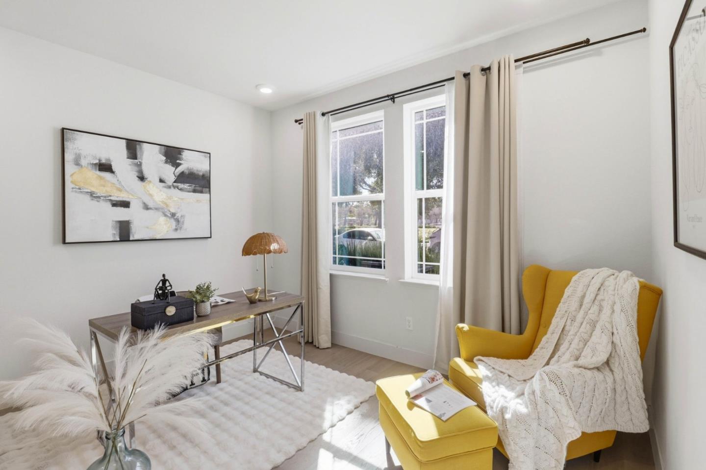 Detail Gallery Image 20 of 59 For 925 De Guigne Dr #4,  Sunnyvale,  CA 94085 - 4 Beds | 3/1 Baths