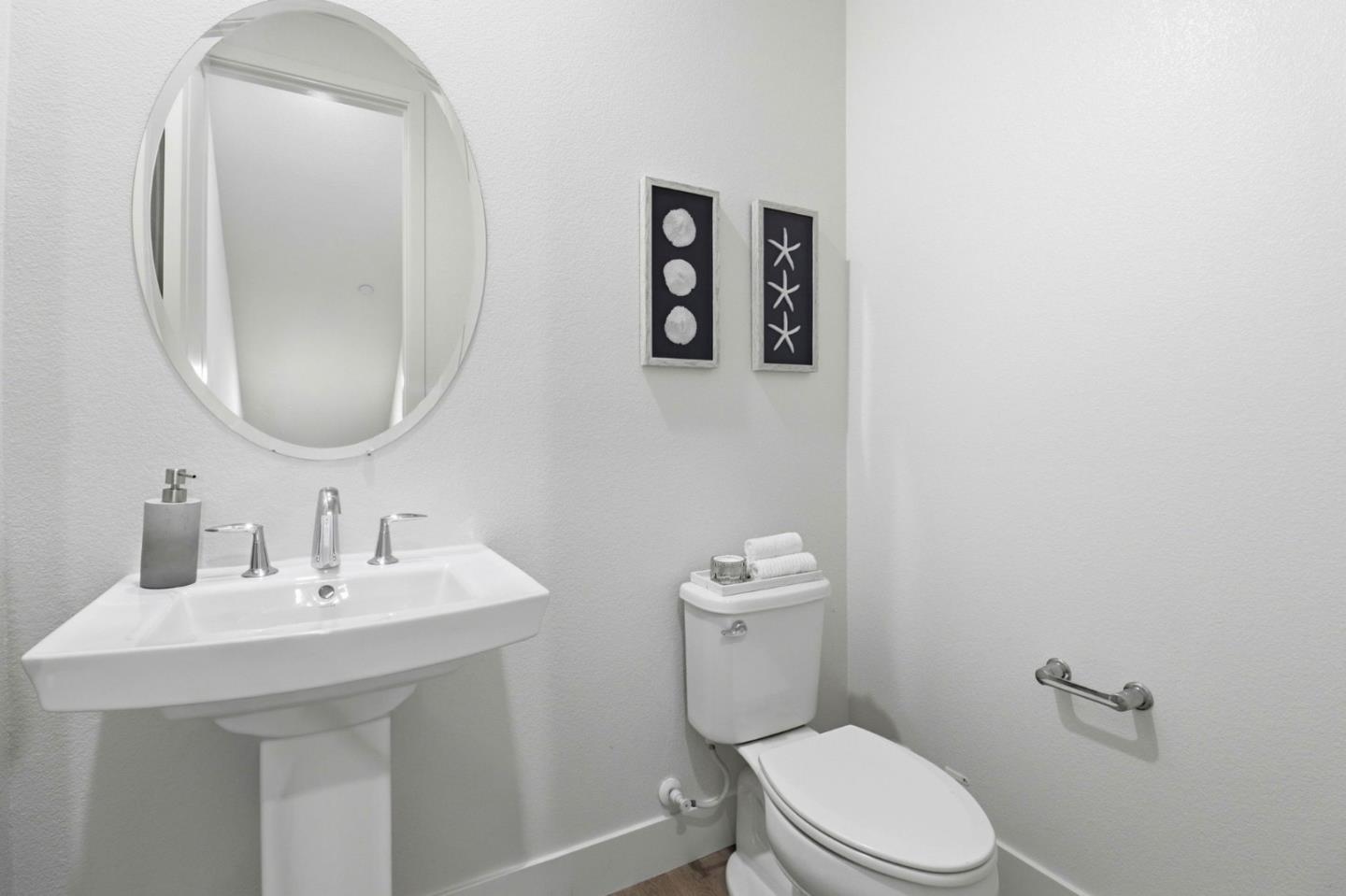 Detail Gallery Image 32 of 59 For 925 De Guigne Dr #4,  Sunnyvale,  CA 94085 - 4 Beds | 3/1 Baths