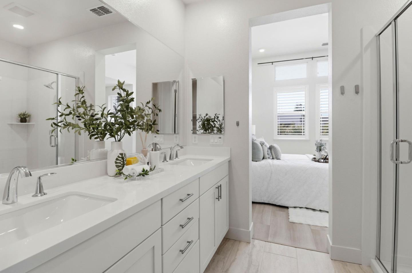 Detail Gallery Image 36 of 59 For 925 De Guigne Dr #4,  Sunnyvale,  CA 94085 - 4 Beds | 3/1 Baths