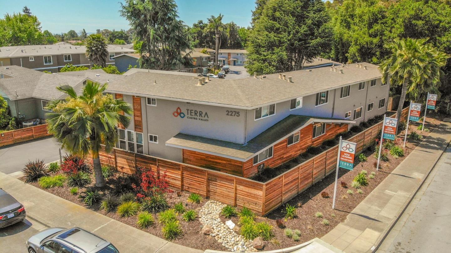 2275 Grove Way, Castro Valley, CA, 94546