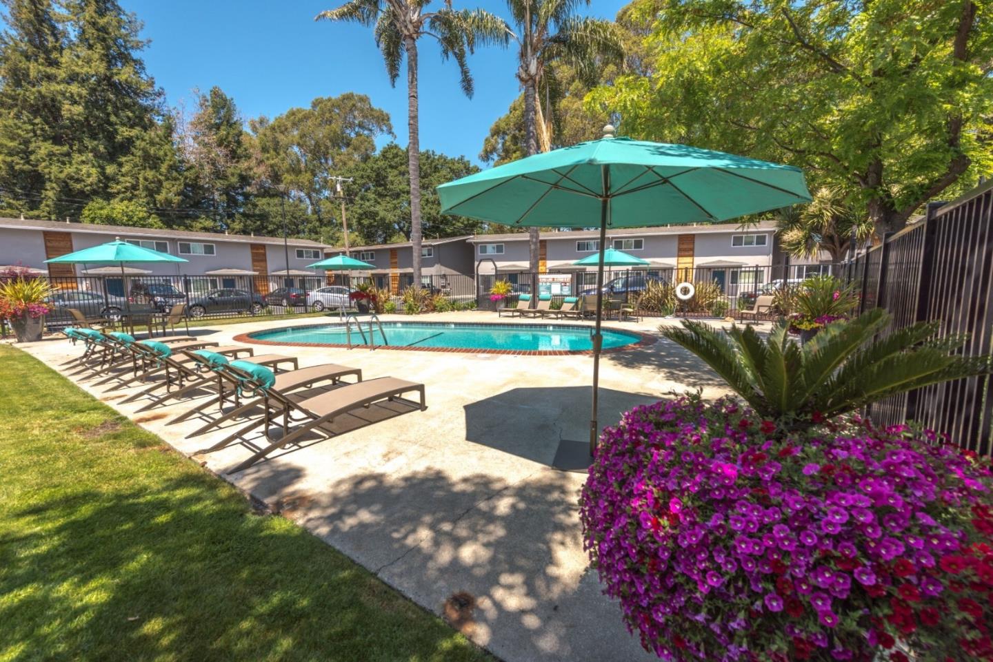 Detail Gallery Image 24 of 27 For 2275 Grove Way, Castro Valley,  CA 94546 - – Beds | – Baths