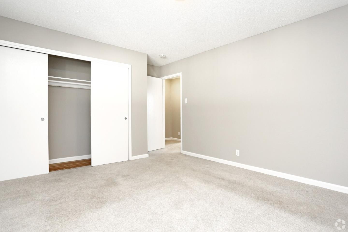 Detail Gallery Image 8 of 27 For 2275 Grove Way, Castro Valley,  CA 94546 - – Beds | – Baths