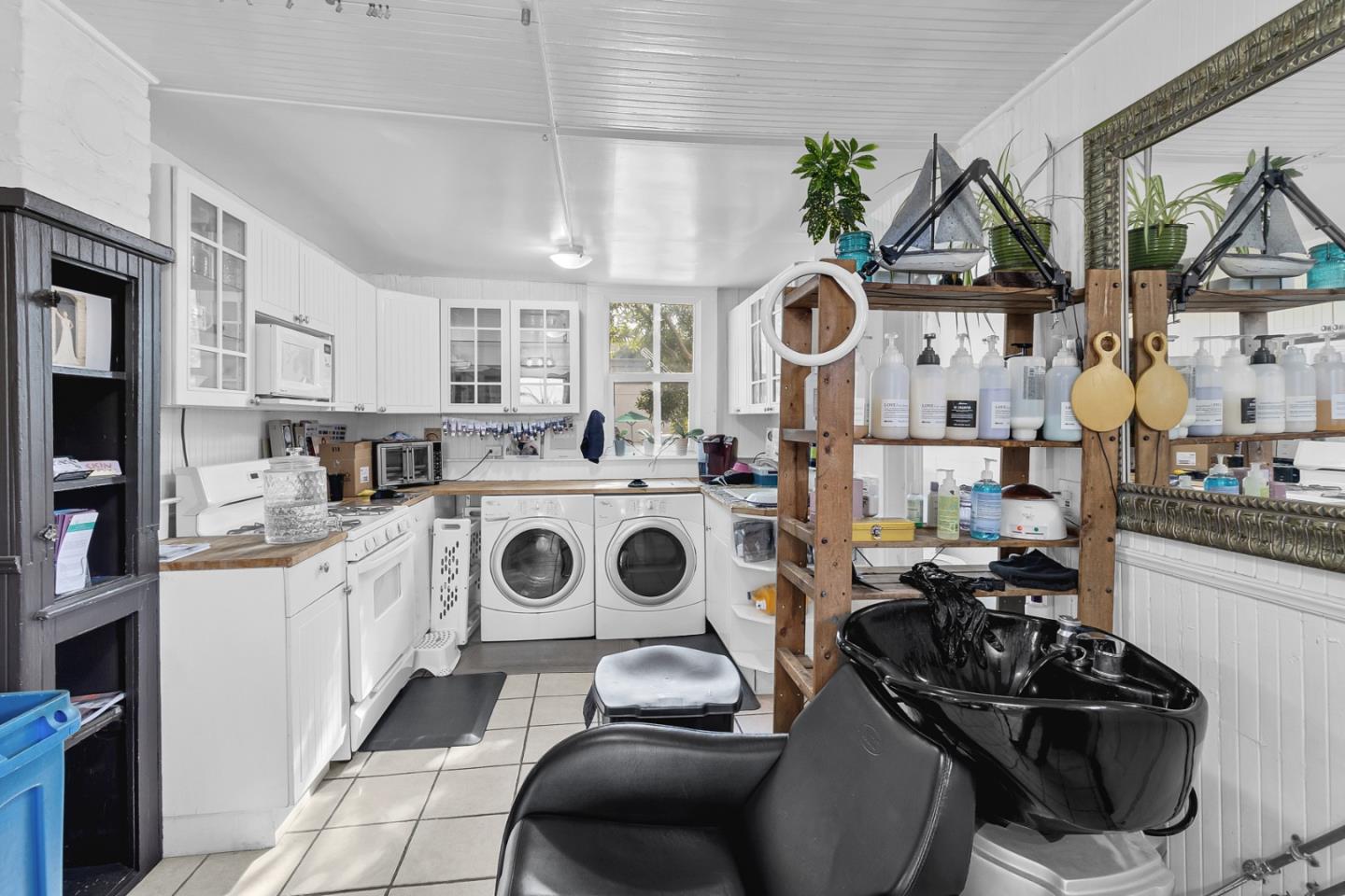 Detail Gallery Image 15 of 52 For 883 Lighthouse Ave, Monterey,  CA 93940 - – Beds | – Baths