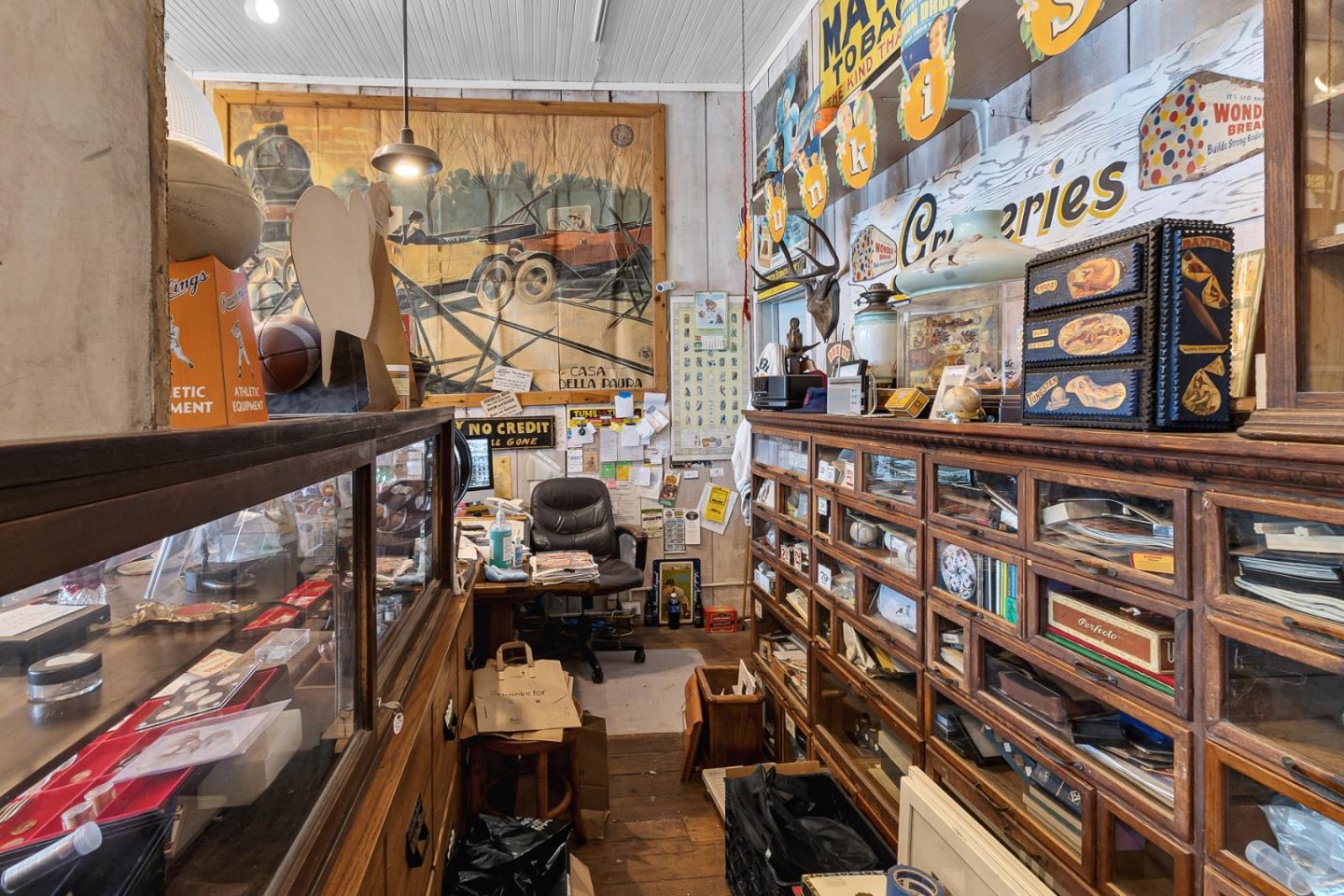 Detail Gallery Image 9 of 52 For 883 Lighthouse Ave, Monterey,  CA 93940 - – Beds | – Baths