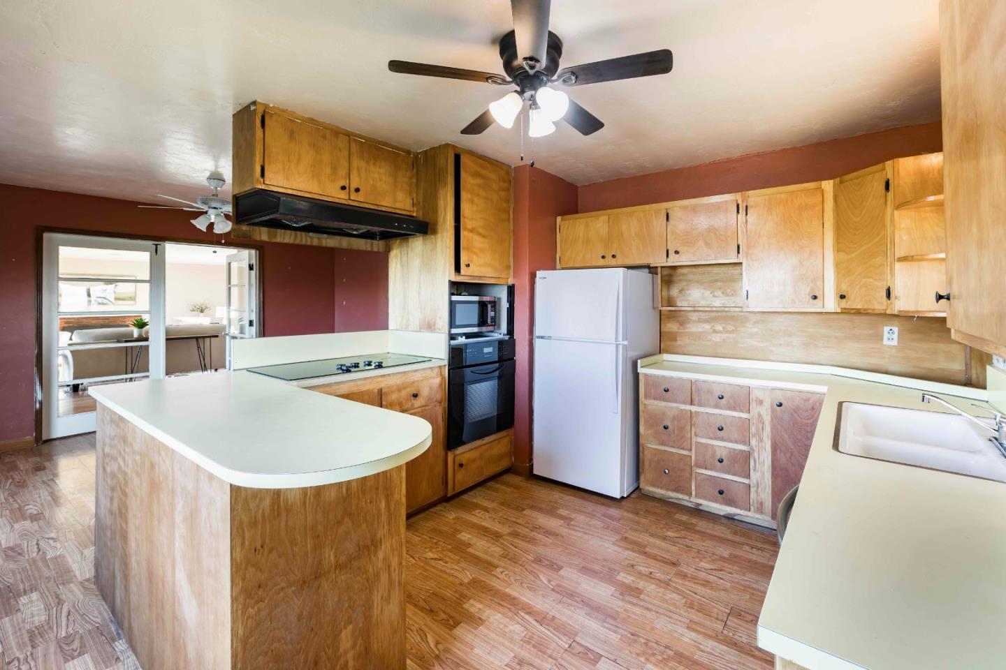 Detail Gallery Image 13 of 22 For 3815 Higuera Rd, San Jose,  CA 95148 - 4 Beds | 2 Baths