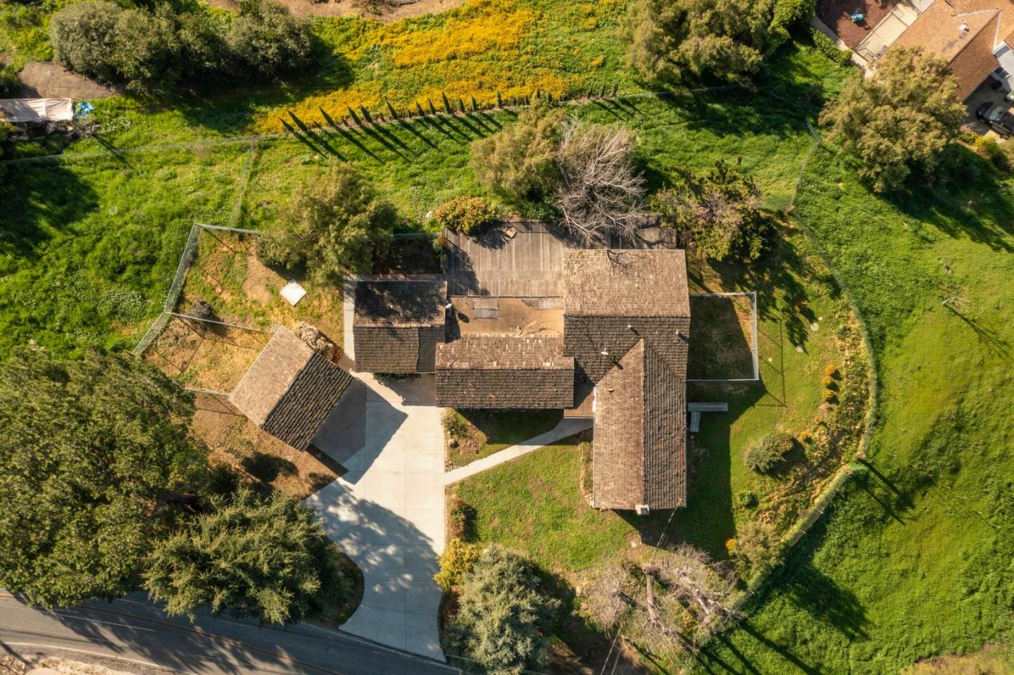 Detail Gallery Image 6 of 22 For 3815 Higuera Rd, San Jose,  CA 95148 - 4 Beds | 2 Baths