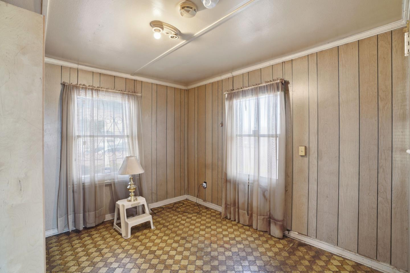 Detail Gallery Image 16 of 28 For 234 Cherry Dr, Salinas,  CA 93901 - 2 Beds | 1 Baths